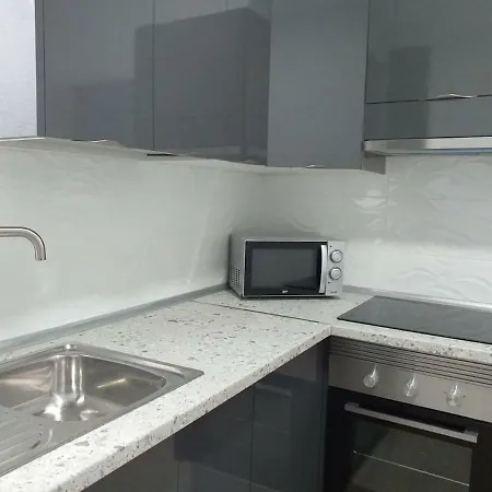 Luminoso, Amplio Y Fresco Piso En Santacruz De Tenerife דירה *